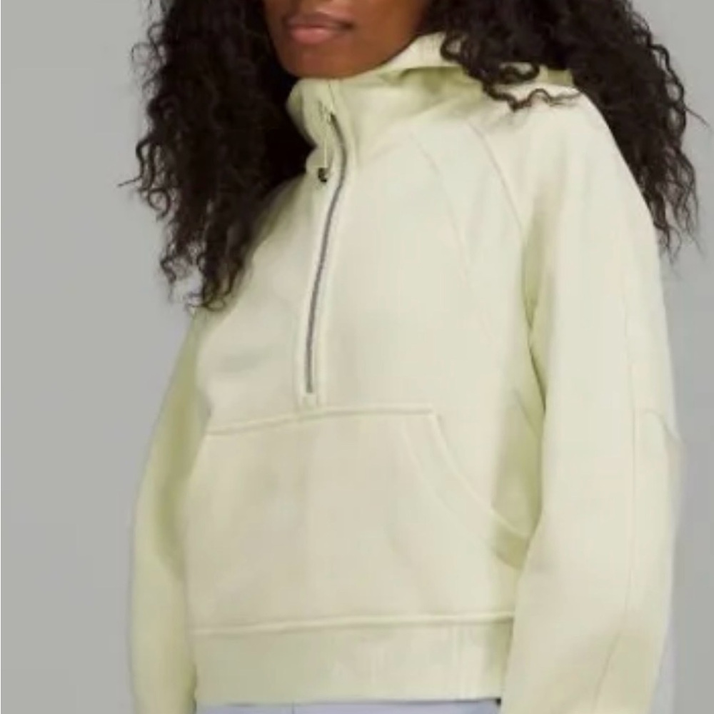 Lululemon greenish cream Scuba 1/4 Zip